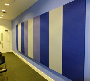 BF-075 Tall Panels in meeting room